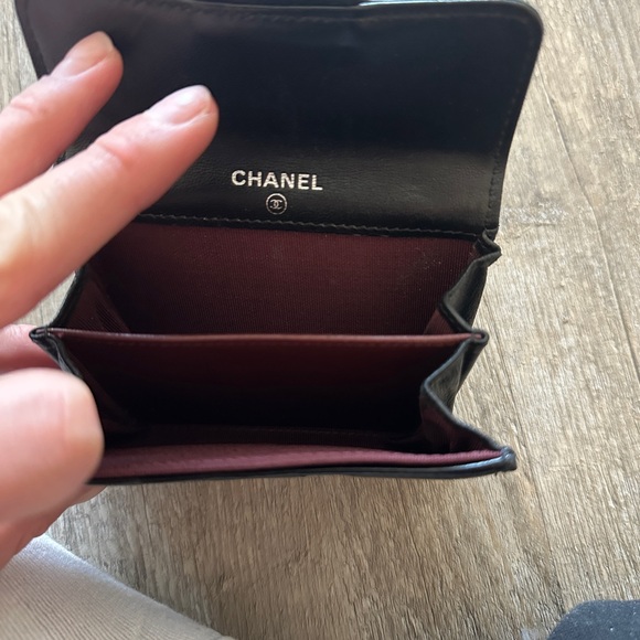 Chanel Black Quilted Leather Wallet - Picture 4 of 7